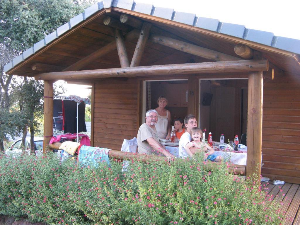 Parc résidentiel les Hauts de Baldy Agde Exterior foto