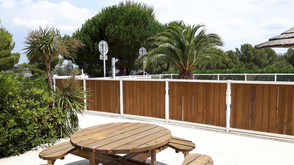 Parc résidentiel les Hauts de Baldy Agde Exterior foto